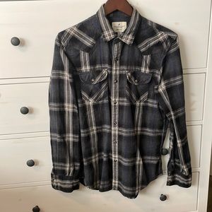 Mens long sleeve button up in plaid